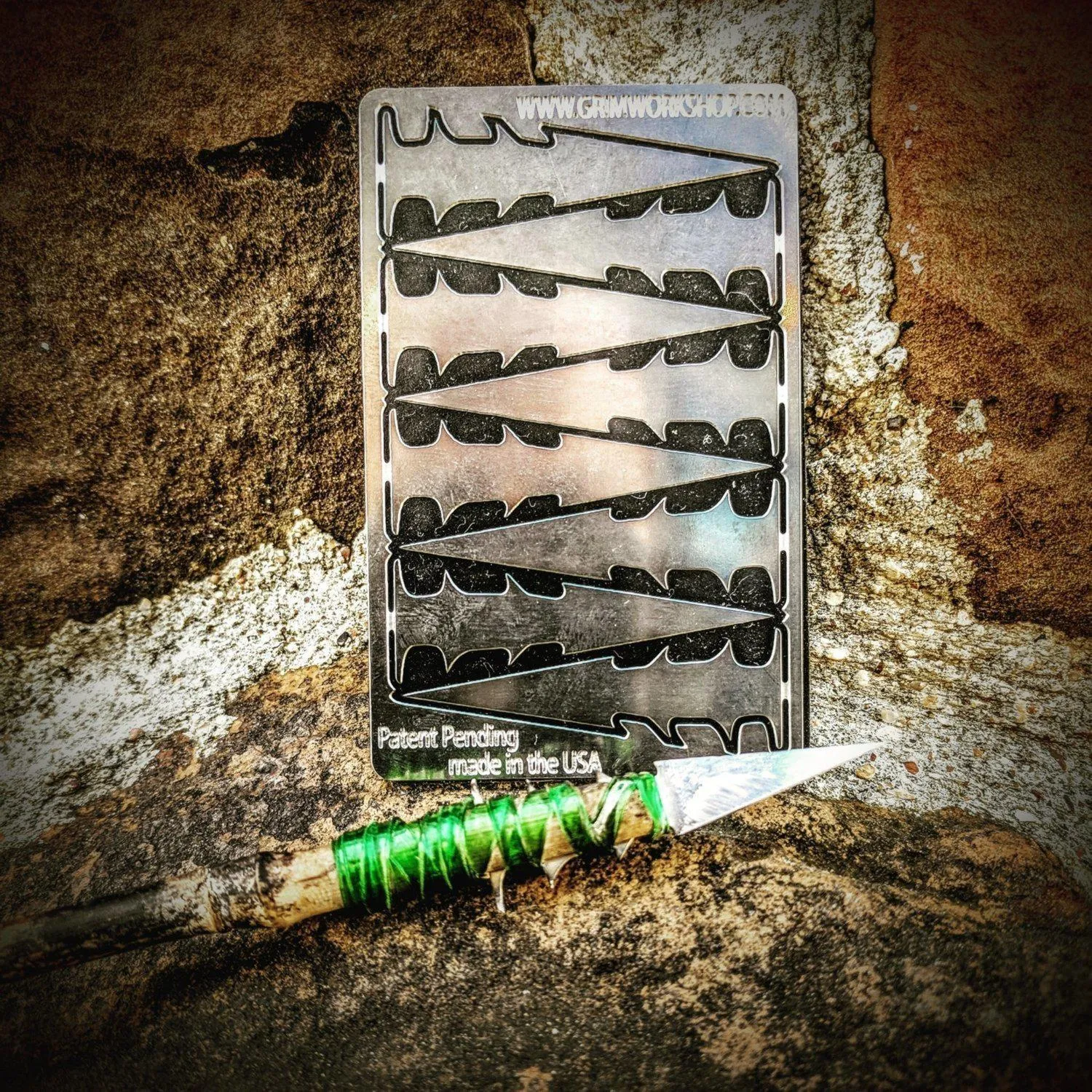 Arrow Survival Card : Credit Card Size Survival Arrowheads