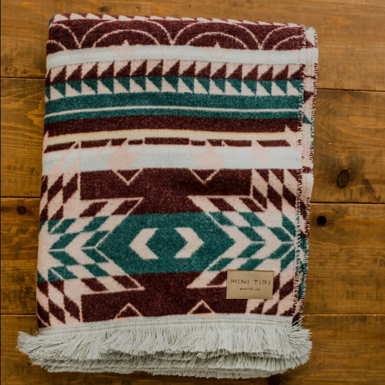 Currant Reversible Blanket