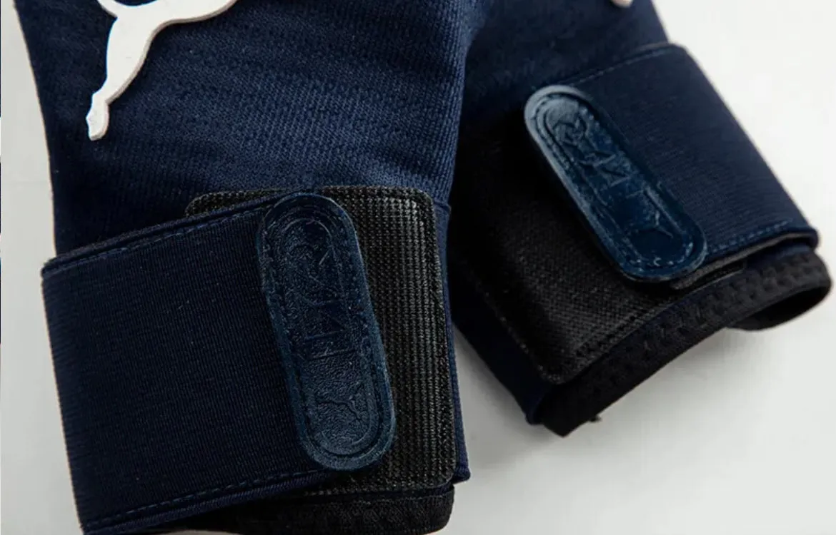 PUMA Future Pro Hybrid Goalkeeper Gloves 041842 05 NAVY/GREEN